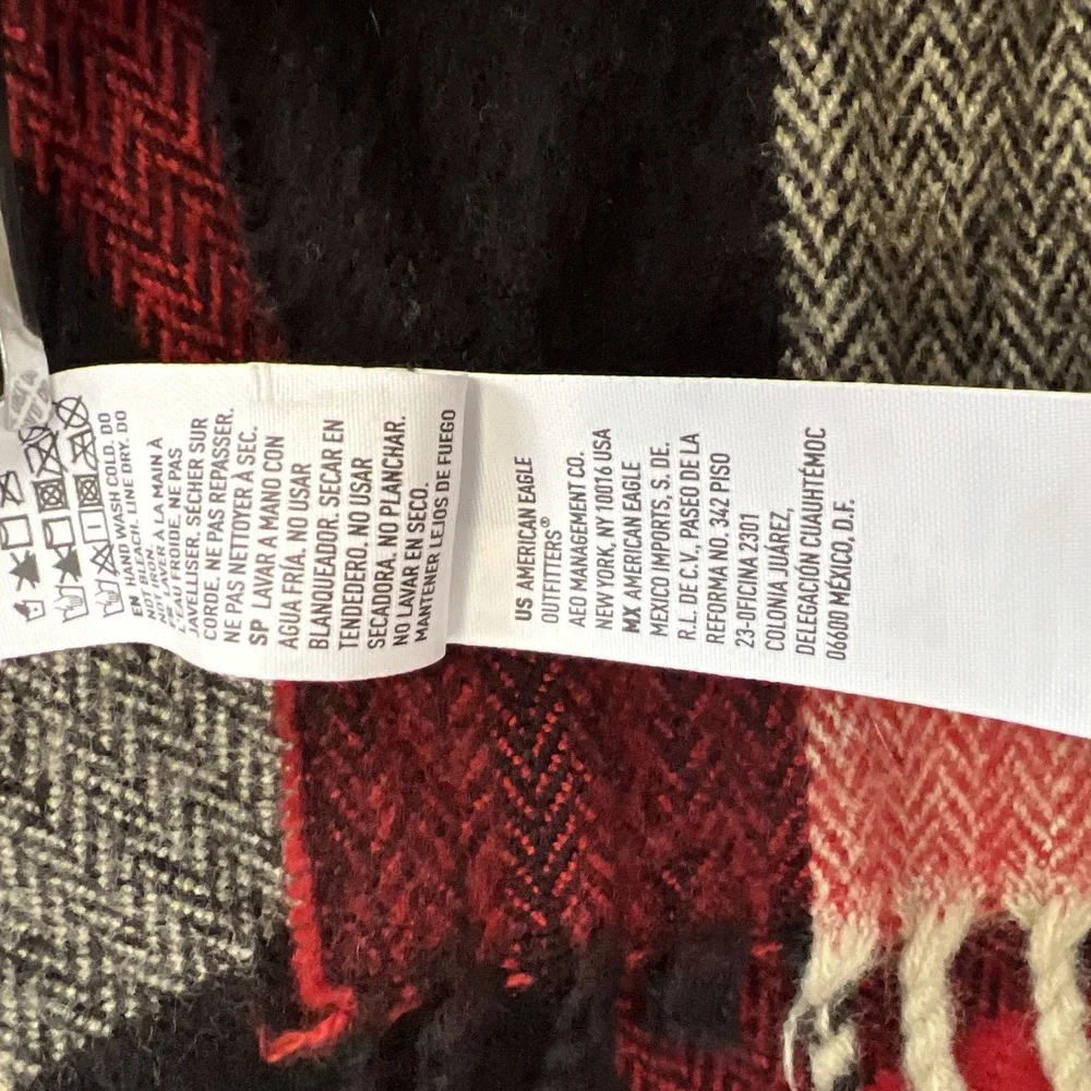 American Eagle Outfitters‎ Wrap Scarf Approx 16.5x70 Mens Womens Plaid Tartan